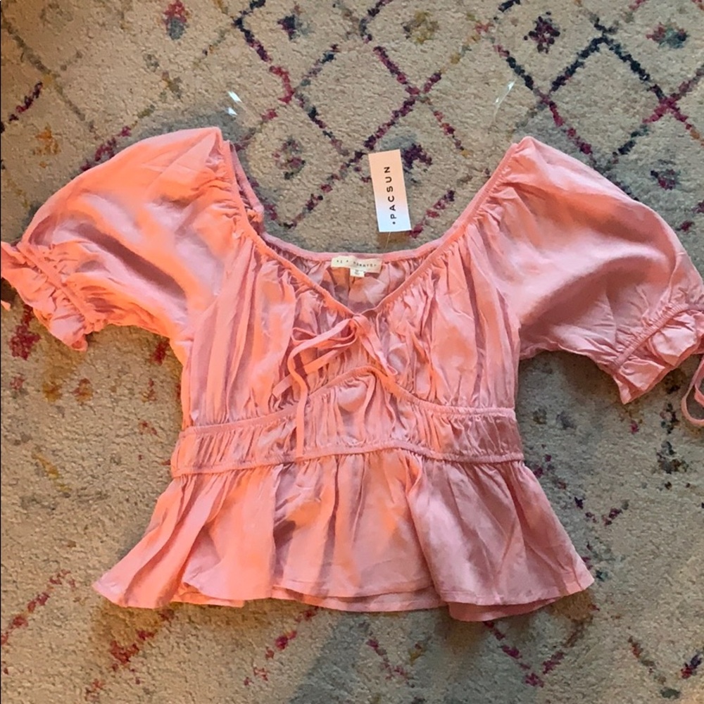 Pink LA Hearts Women’s Top Size Medium